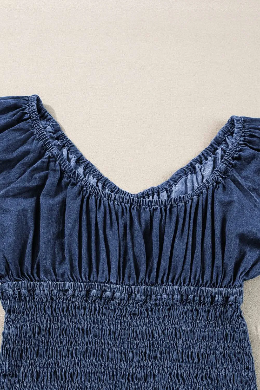 Chic dark blue puff sleeve denim top
