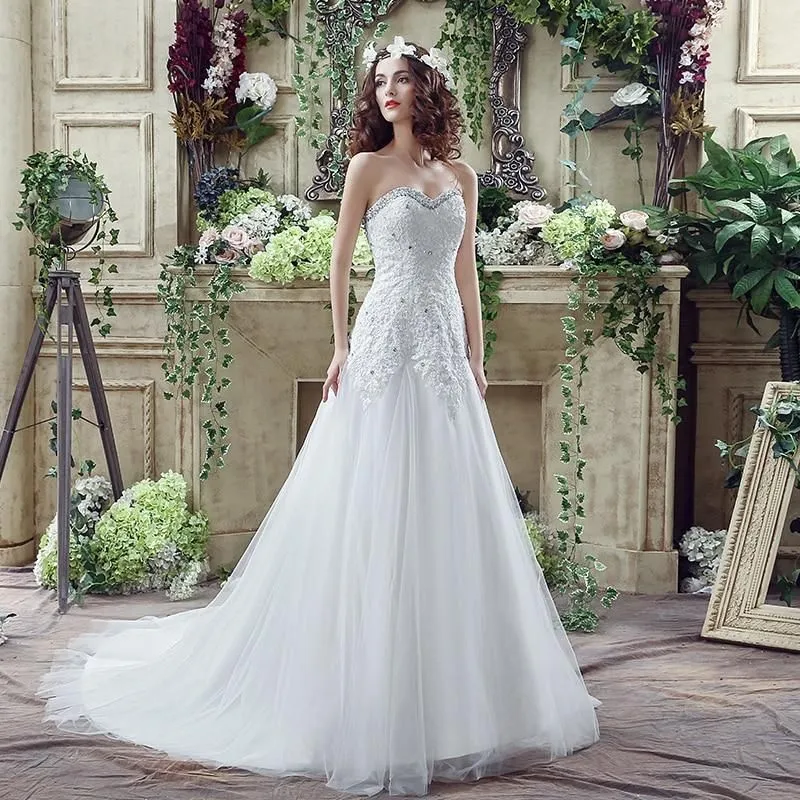 Elegant Sweetheart Wedding Dress with Brush Train
