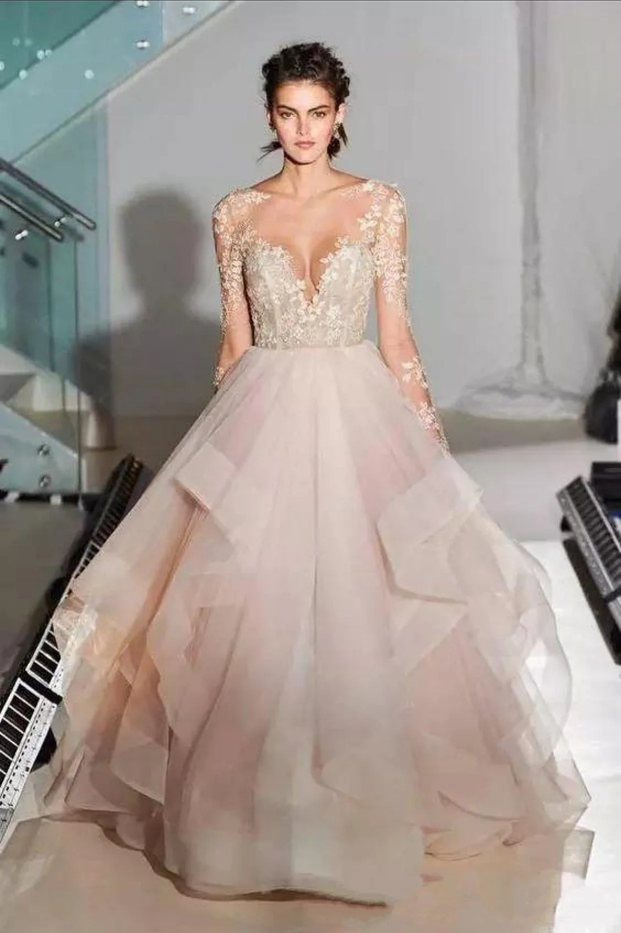 Luxury Princess Wedding Dress with Long Sleeve