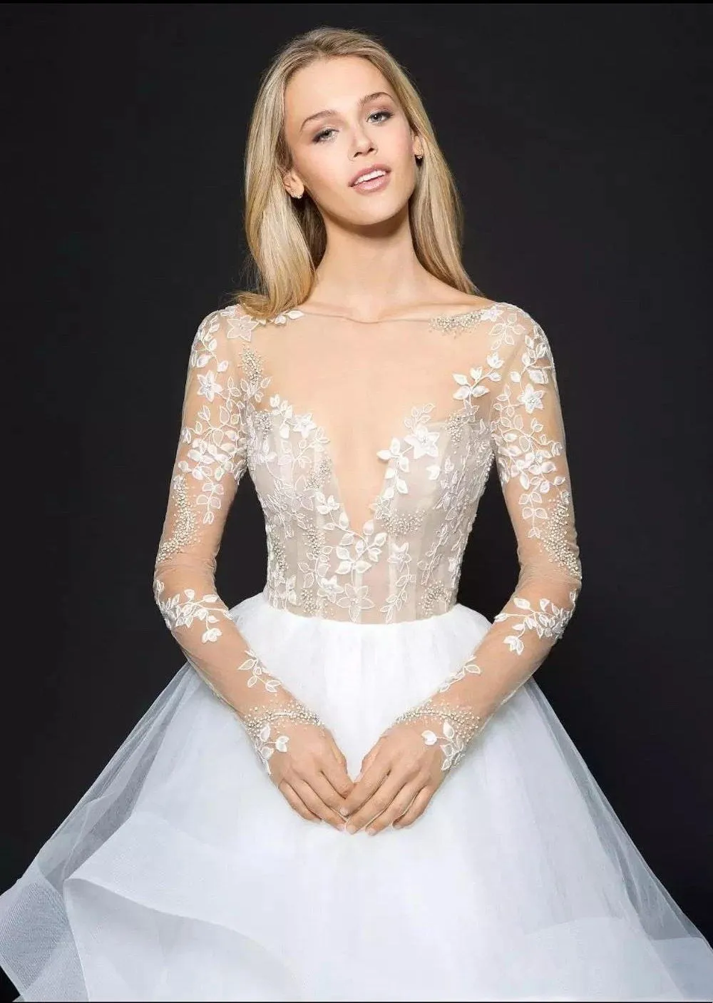 Luxury Princess Wedding Dress with Long Sleeve