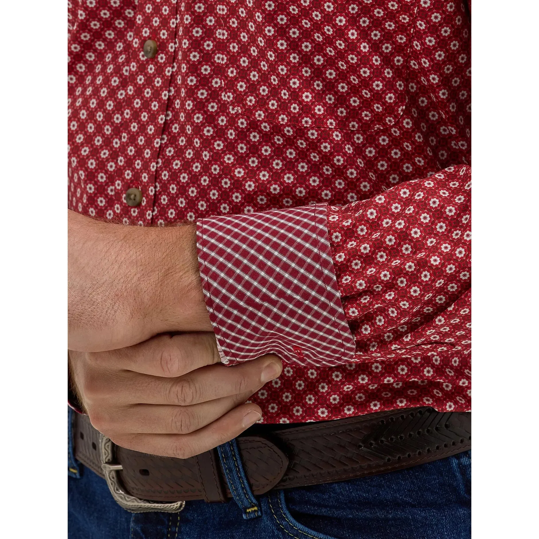 Men's Wrangler® George Strait™ Long Sleeve Button Down One Pocket Shirt 112356601