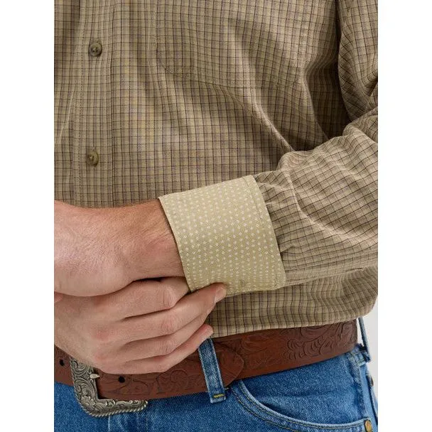 Men's Wrangler® George Strait™ Long Sleeve Button Down One Pocket Shirt 2356609
